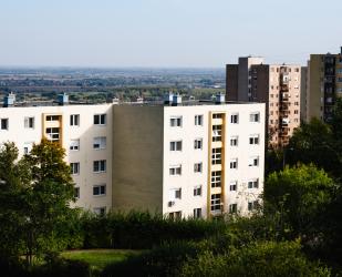 Des logements sociaux entourés de verdure