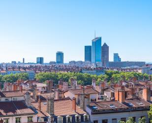 Des bâtiments résidentiels et tertiaires